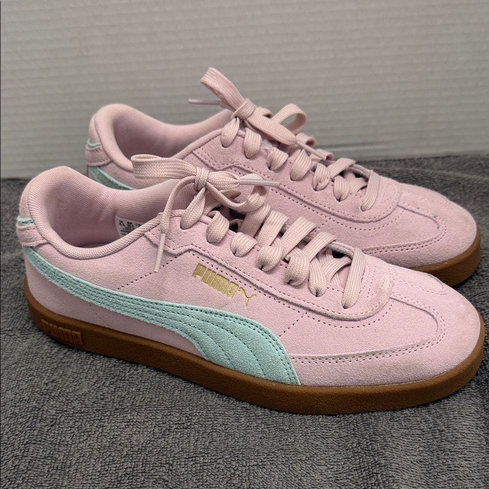 Puma Women's Pastel Pink and Mint Sneakers